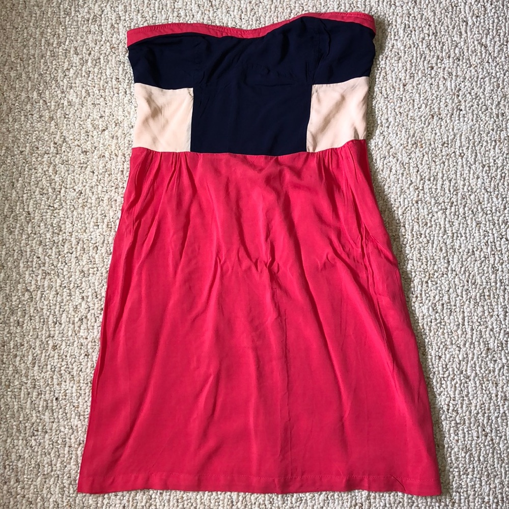 Strapless dress